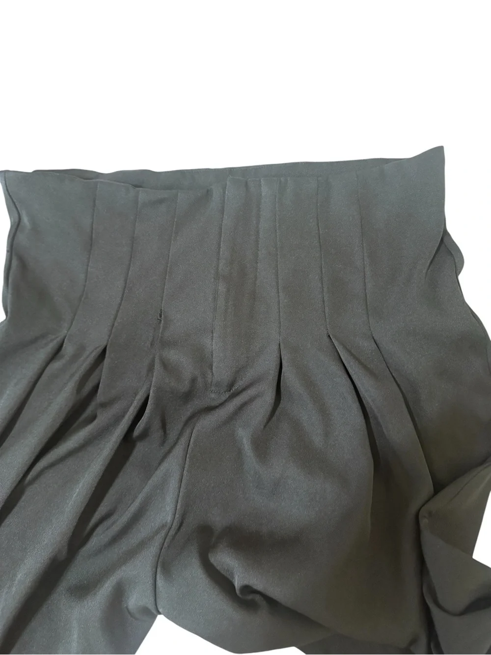 High-Rise Wide Leg Trousers in Black - Picture 9 of 9